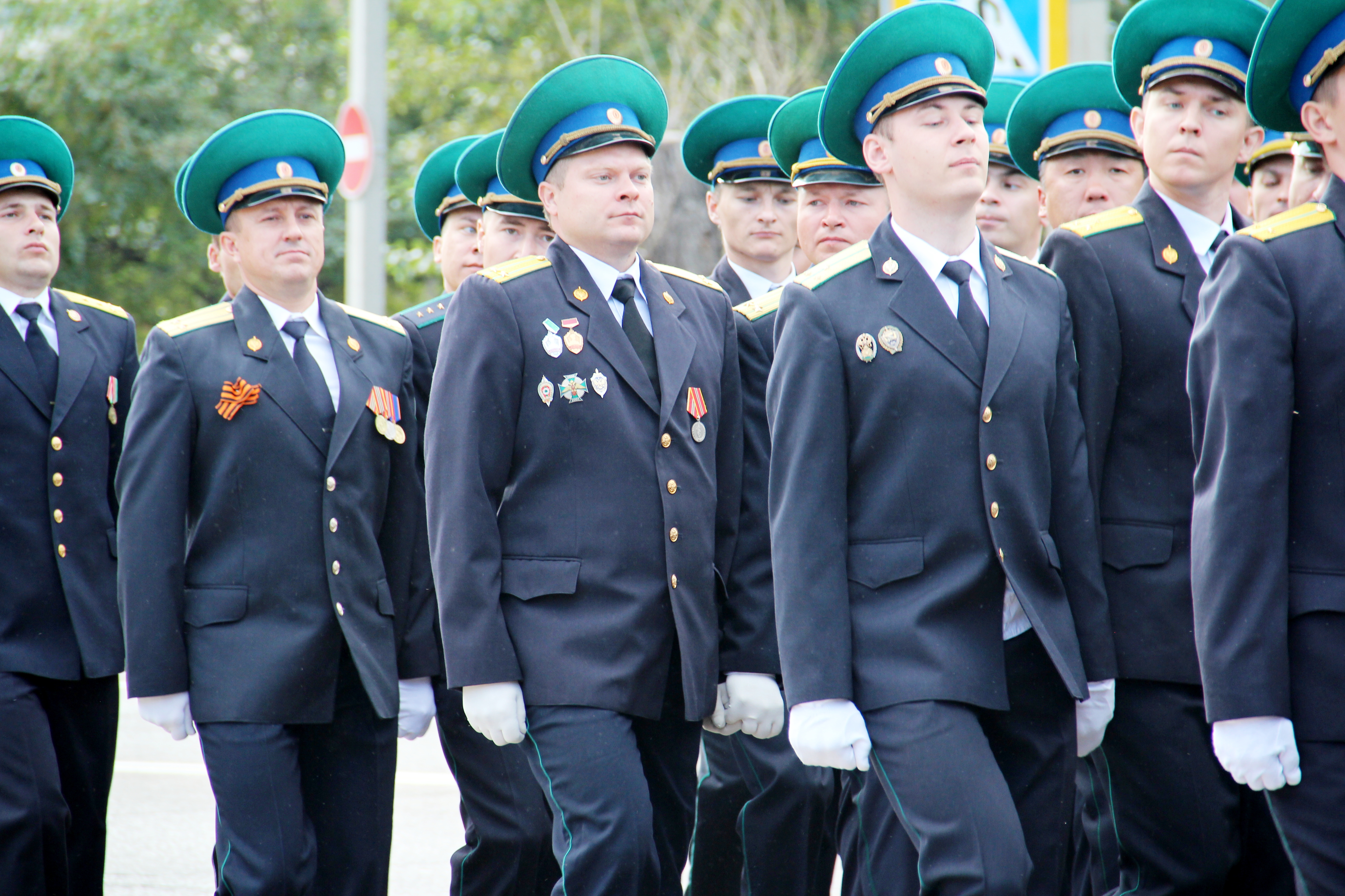 Парадная форма пограничных войск ФСБ РФ