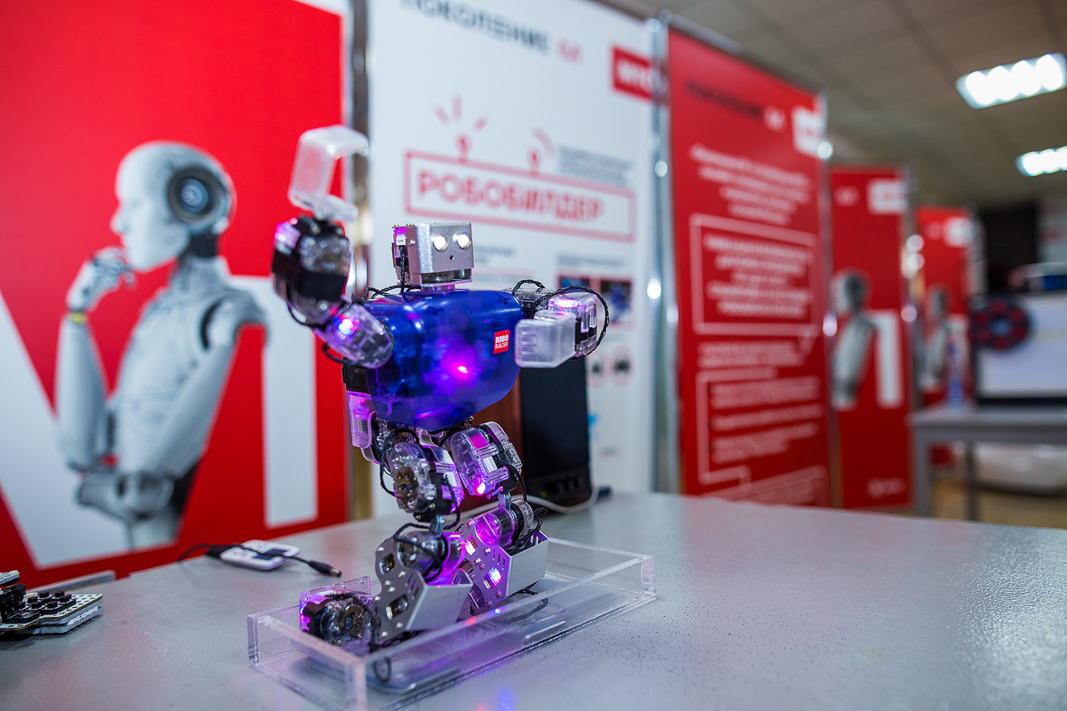 «Поколение М». Большие возможности маленьких и немаленьких детей