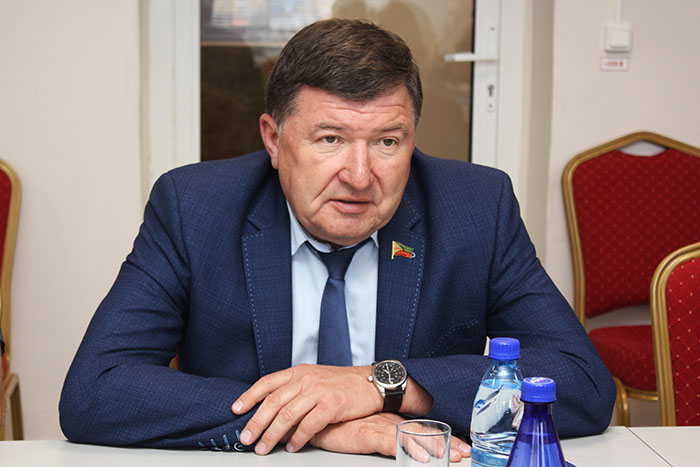 Союз «Забайкальская ТПП» передал спикеру Лиханову законопроект о торгово-промышленной палате
