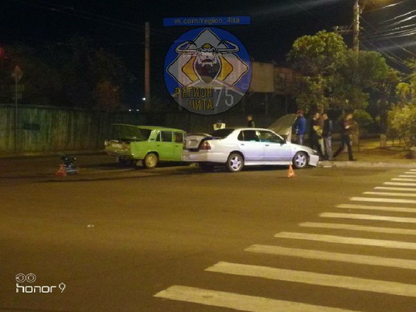 Автоледи пострадала в ДТП с Nissan Bluebird и «Жигули» в центре Читы