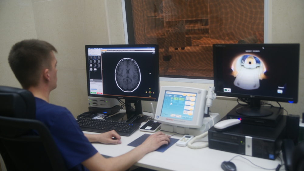 Сверхновый и современный аппарат МРТ начал свою работу в «Академии Здоровья»