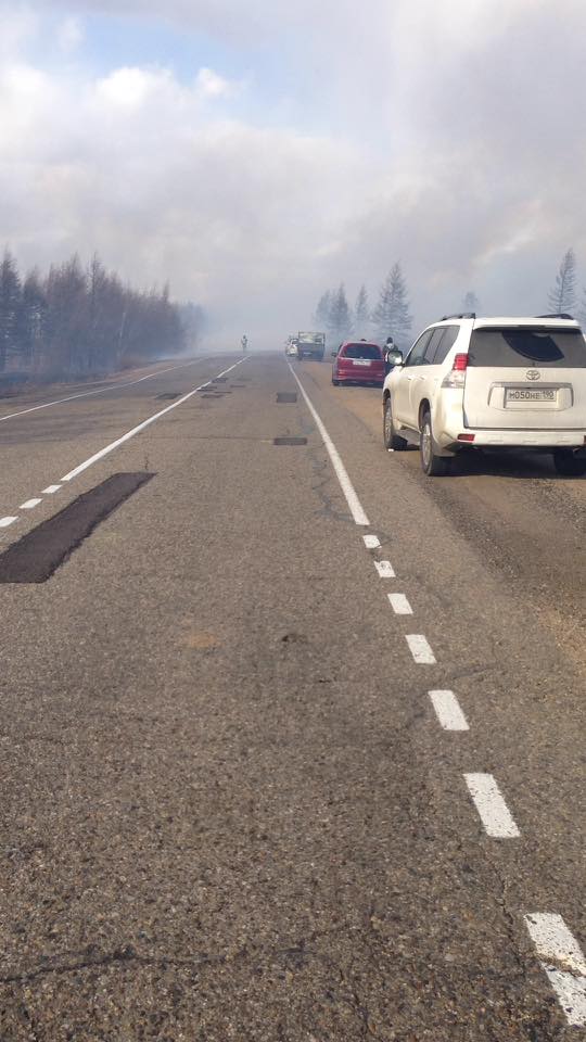 Два ДТП произошло на задымлённой от лесного пожара трассе Чита-Арахлей
