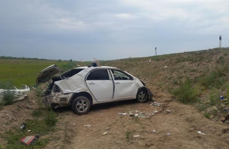 Двое пострадали в слетевшей с дороги Toyota в Забайкалье