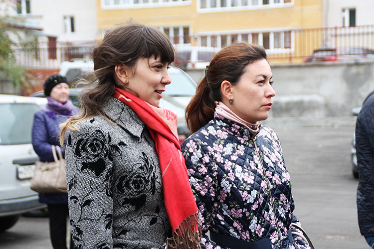 Обманутые дольщики получили ключи от квартир в новостройке от компании «РУС»