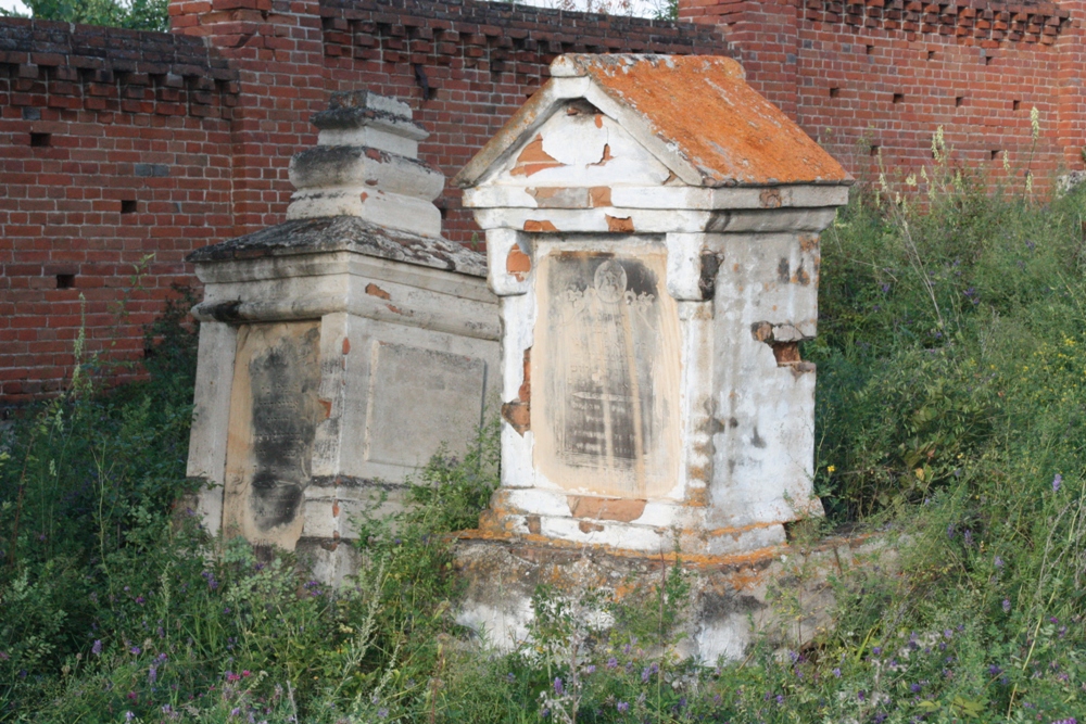 Власти Забайкалья готовы помочь восстановить еврейское кладбище в Сретенске