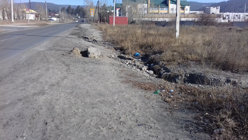 Жители Антипихи пожаловались на плохие дороги и отсутствие освещения