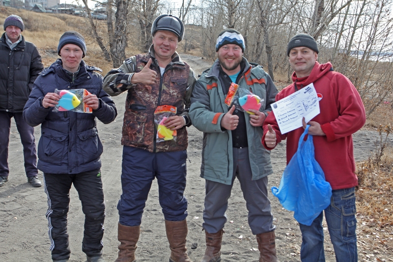 Команда «Оба-На» победила в чемпионате по подлёдной рыбалке на Кеноне