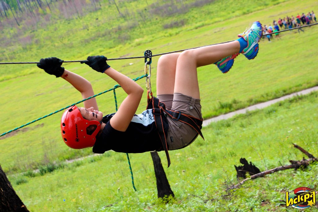 Незабываемое лето для вашего ребенка вместе с «Искрой»