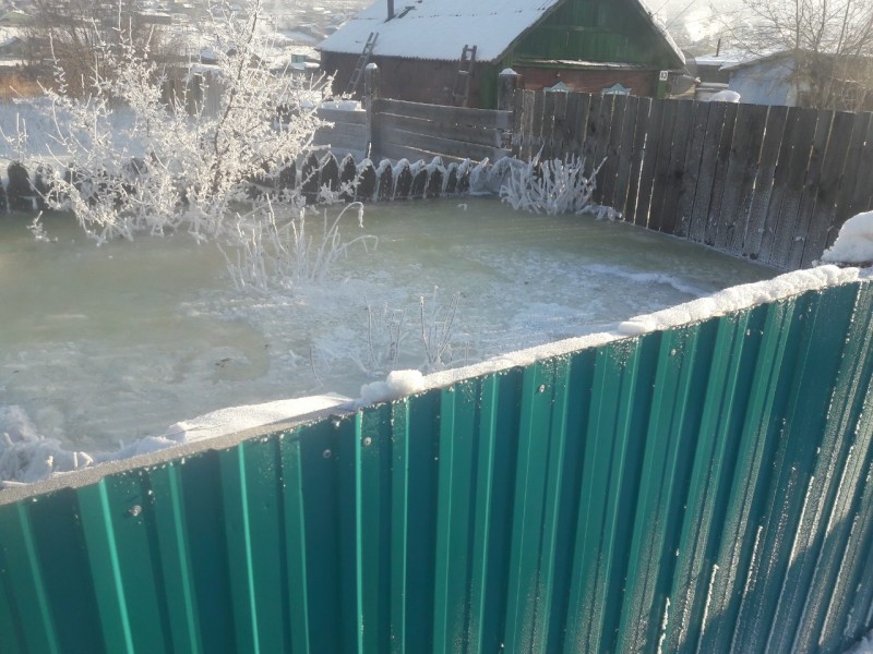 Плюхин: Дома и участки в Могоче продолжают уходить под лёд