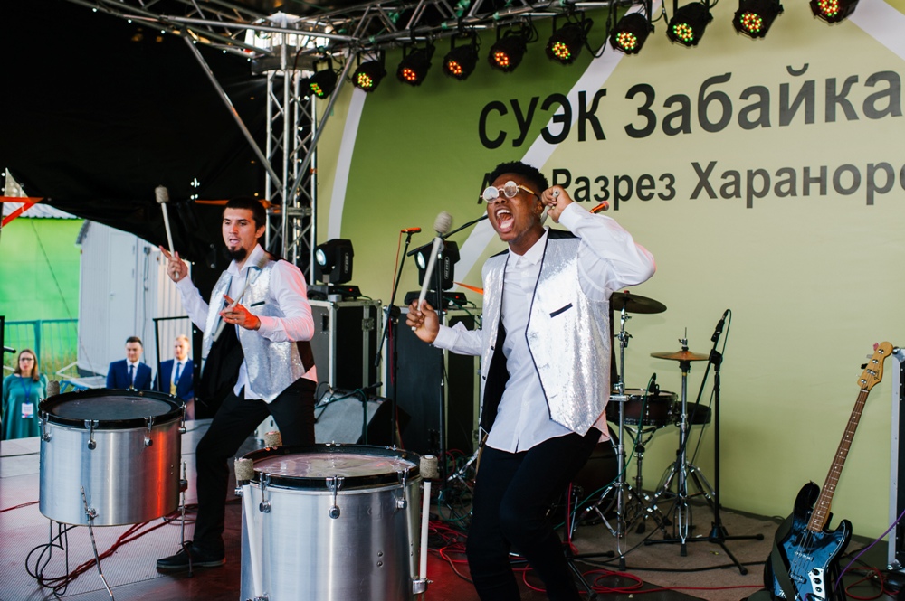 Горняки забайкальских предприятий СУЭК отметили День шахтёра