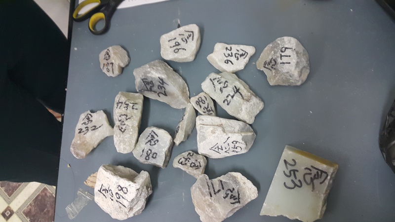 Китаянка пыталась вывезти из Забайкалья 11 кг нефрита в нижнем белье