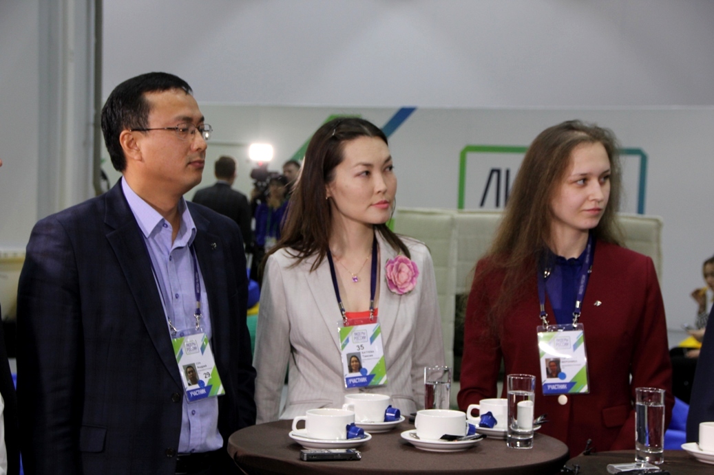 Лидер, «миллионер», филантроп