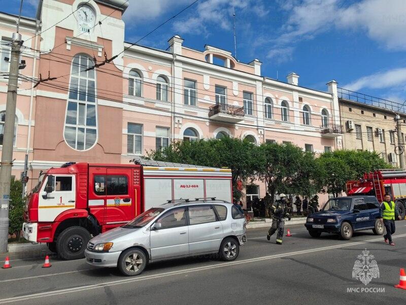 Пожарно-тактические учения прошли в администрации Читы