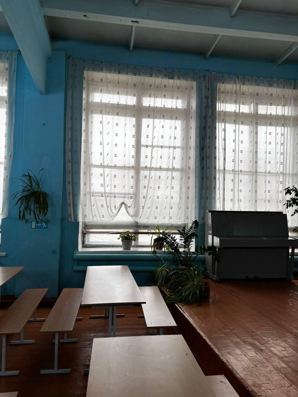 Местные жители о школе в Хилке: «как дети будут учиться без окон?»