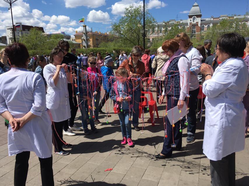 Медицинский городок организовали врачи Читы на пл. Ленина в День города