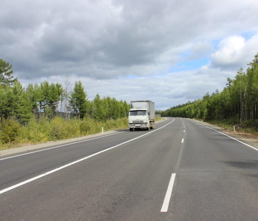 «Спрей-Джет» и «Микросюрфейсинг»: 25 км дорог в Забайкалье покрыли износостойким слоем
