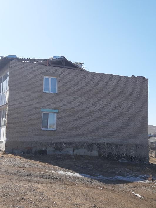Крышу дома в поселке Оловянная сорвало после капремонта