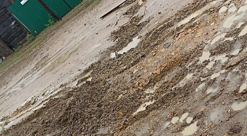 Жители поселка Застепь: «это не дорога, а кошмар»