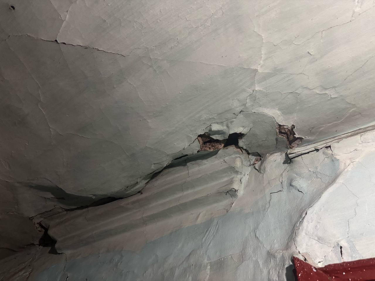 Жители аварийного дома в Чите: «у нас уже падает потолок»