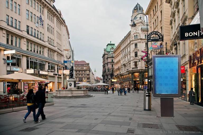 Блогер показал, как будут выглядеть читинские рекламные конструкции на улицах Европы