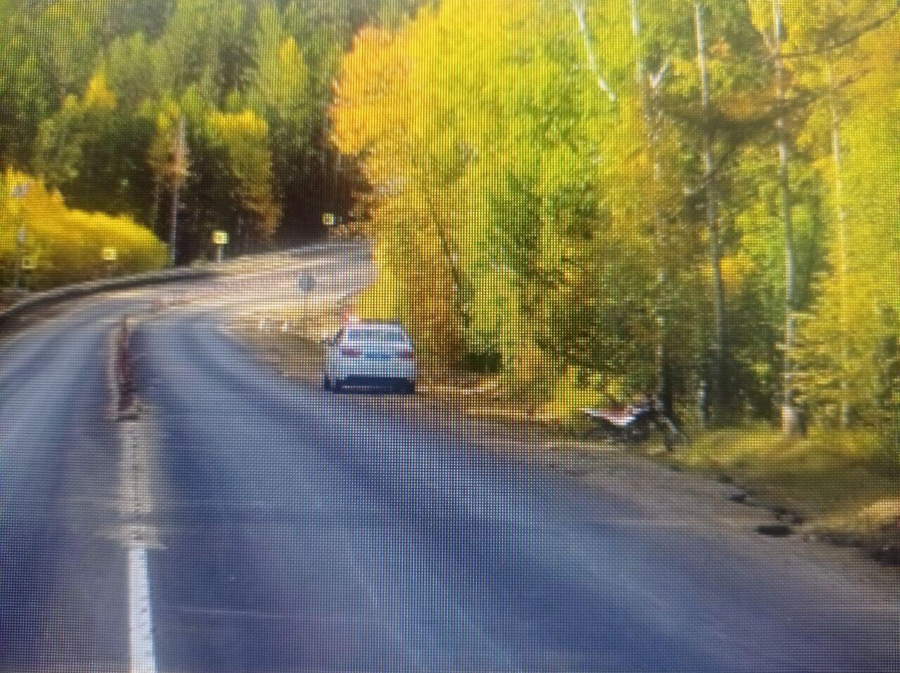 В Читинском округе мотоциклист без прав врезался в препятствие