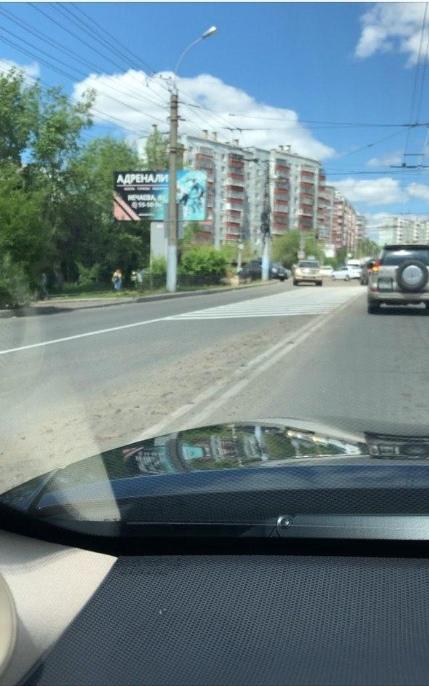Новая дорожная разметка мешает водителям проехать перекрёсток в Чите