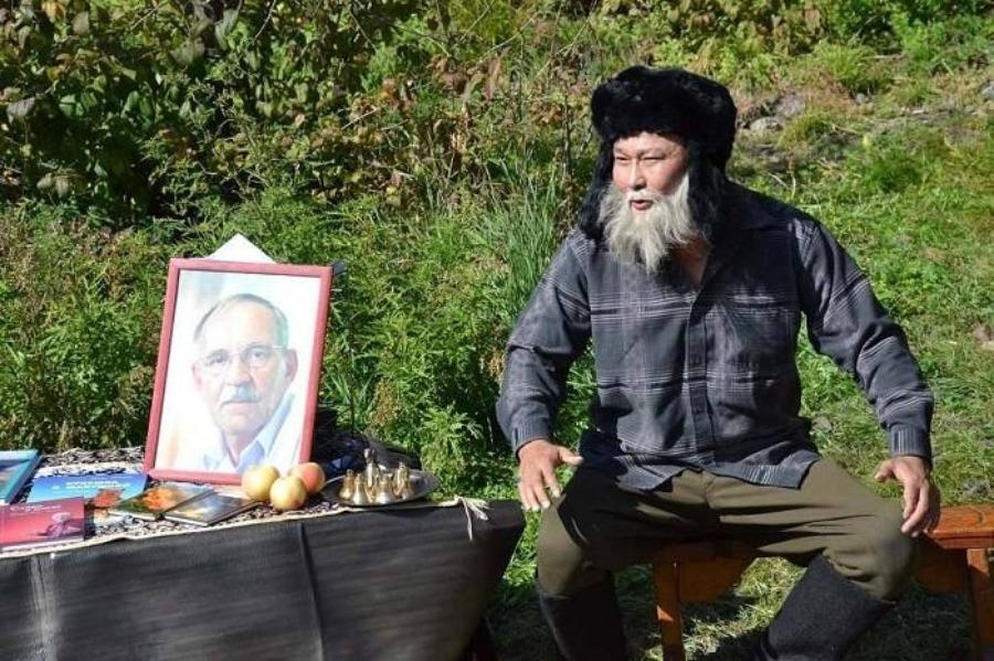 Евгений Нимаев: «Чем больше отдаешь, тем больше получаешь»