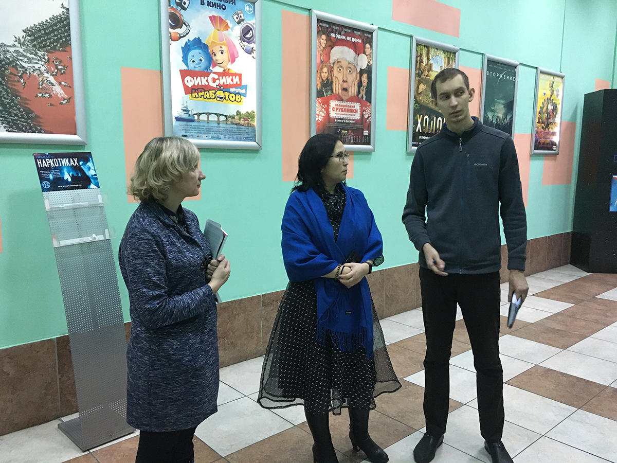 Цымпилова и Бочкарников обсудили необходимость реконструкции здания кинотеатра «Удокан»