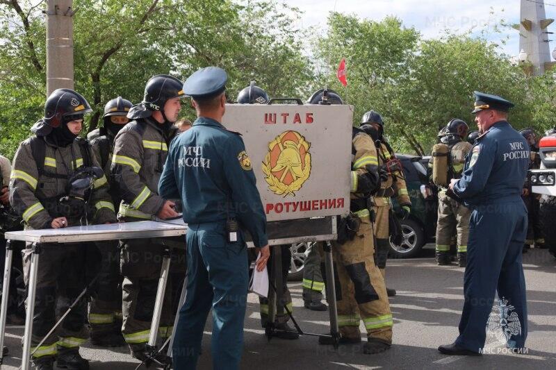 Пожарно-тактические учения прошли в администрации Читы