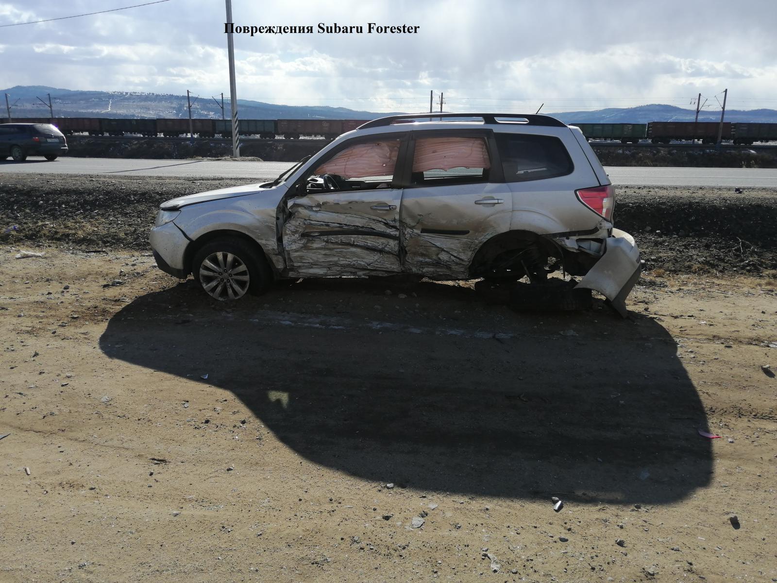 Пьяный водитель выехал на встречную и столкнулся с двумя авто в Читинском районе