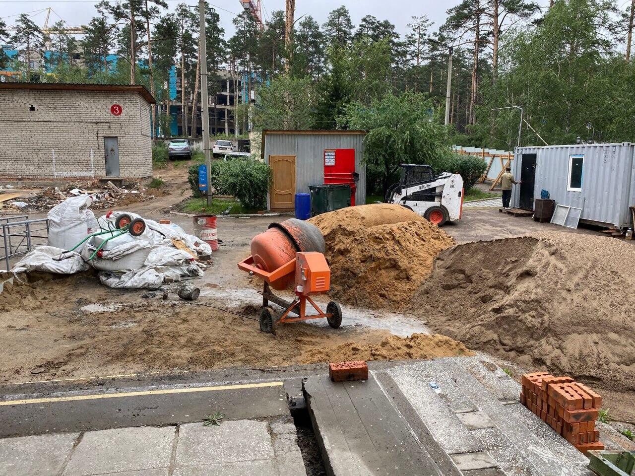 В Чите капремонт краевой больницы отстаёт на 40 дней