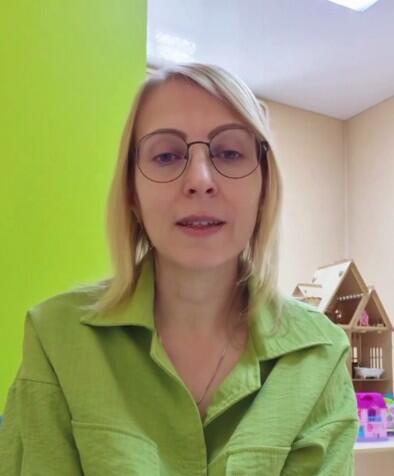 «Ребёнок должен хотеть учиться, а не просто идти в школу с рюкзаком»: детский психолог Наталья Малинина о готовности к школе