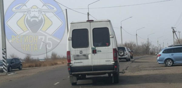 Пассажир Nissan пострадал в ДТП с маршруткой в Чите