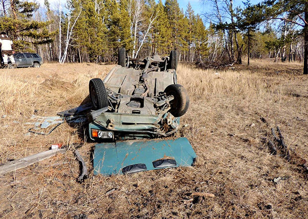 Водитель погиб в перевернувшихся «Жигулях» в Карымском районе