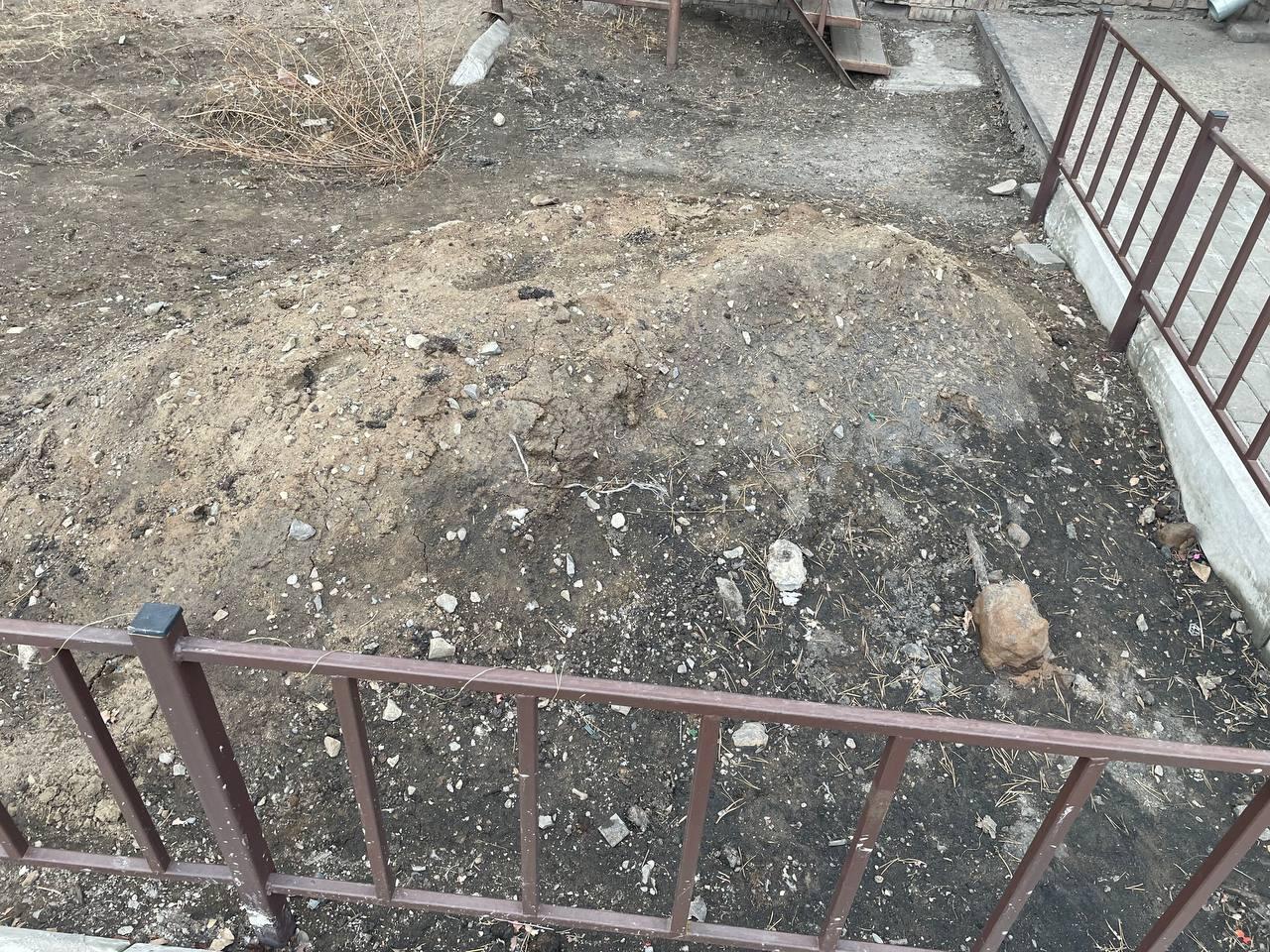 «Где 16 миллионов рублей?» — жители Борзи шокированы благоустройством двора