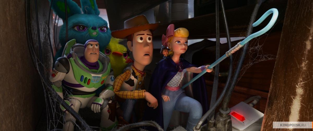 Базз Лайтер и новая история игрушек