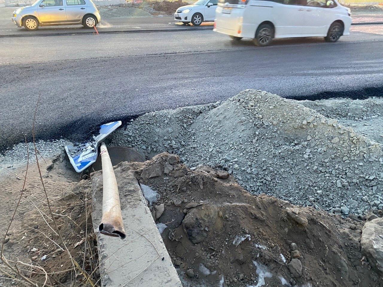 Очевидец: асфальт кладут на лёд по Новобульварной